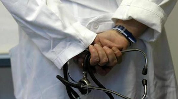 Intrusismo médico: un peligro para la sociedad
