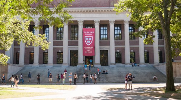 En Harvard, el curso con más éxito enseña cómo aprender a ser más felices