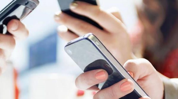 Uso del móvil y desarrollo de nuevas patologías en el pulgar